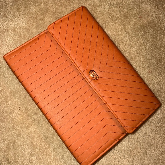 Filing folder - Picture 1 of 6